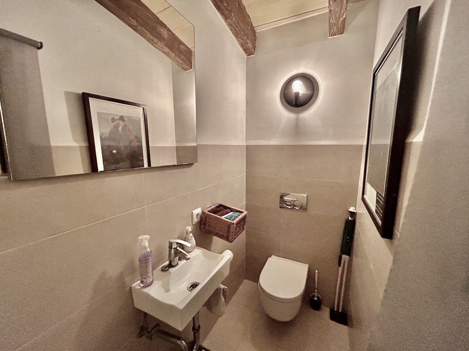 gallery